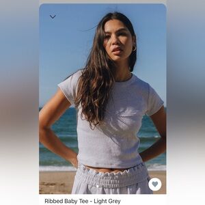 GREY DAILY DRILLS BABY TEE!!